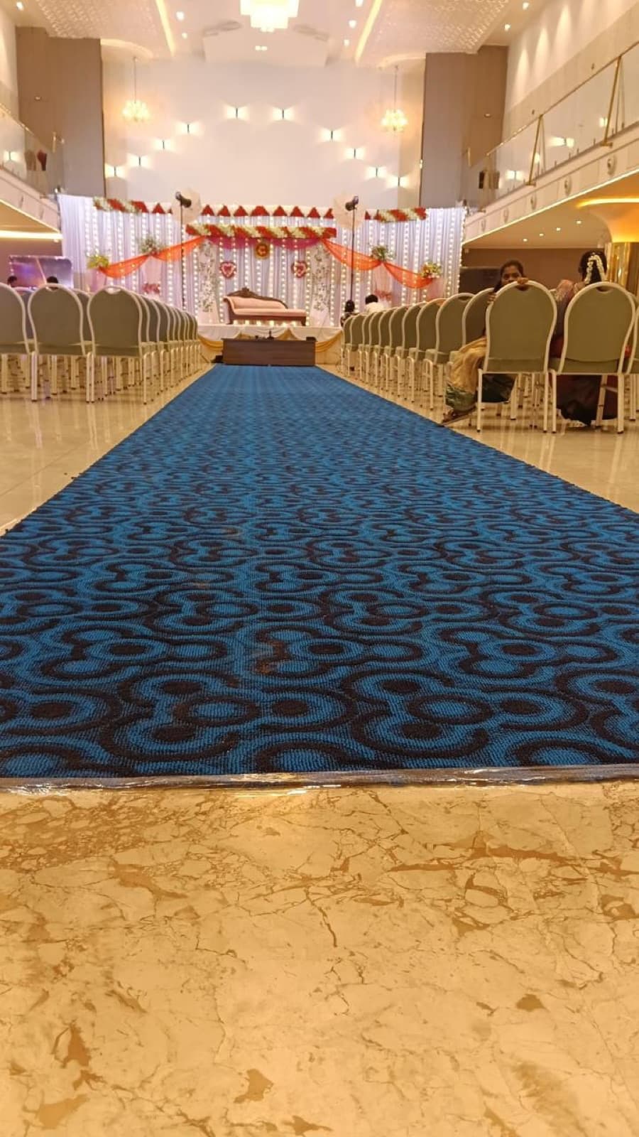 Engagement ceremony arrangement